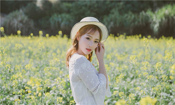 贡觉标题：想找个女人帮忙生孩子的有效解决方案，助您圆梦家庭
